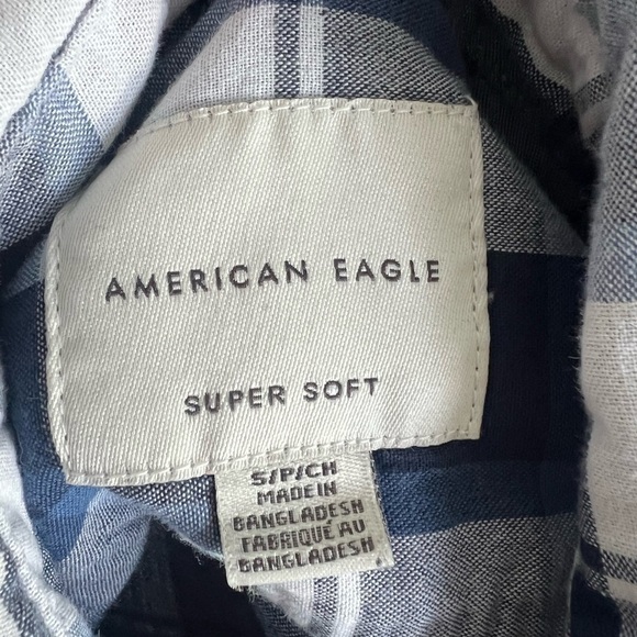 American eagle AE plaid shirt super soft size small S y2k academia H - Picture 3 of 7